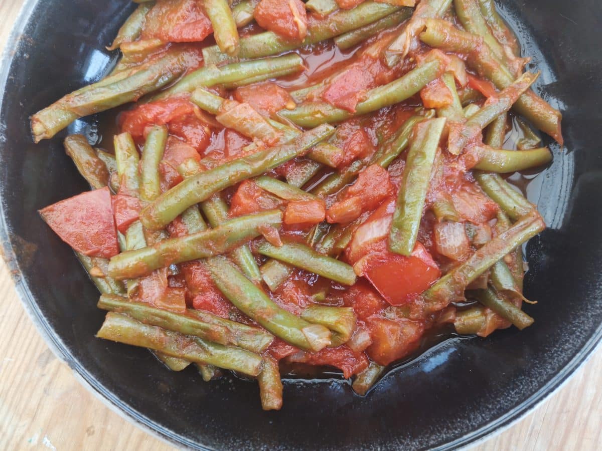 Haricots verts à la tomate – Loubieh bi zeit